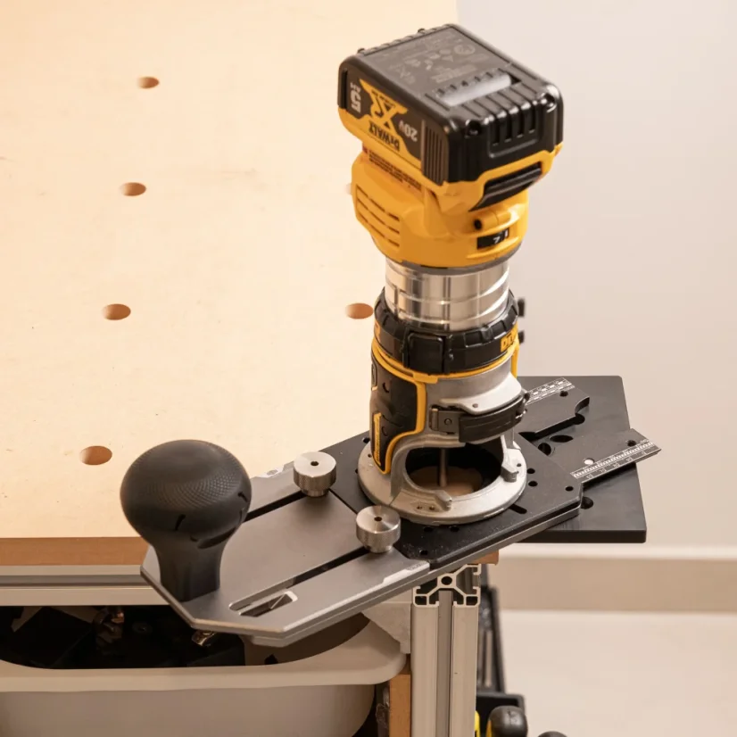 Multifunkční 10v1 základna pro ohraňovací frézky - Stav: Nové